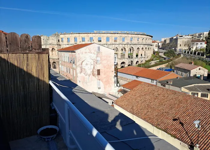 Terrace Dream View Over Amphitheatre Daire Pula